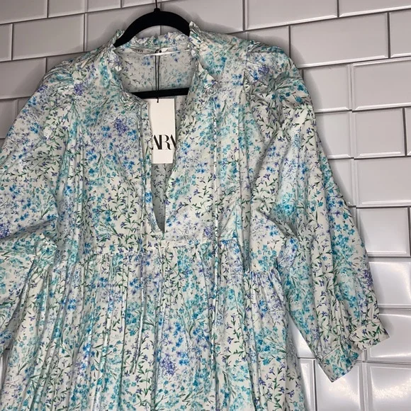 Zara bloggers fave floral flounce hem mini dress - Picture 5 of 13